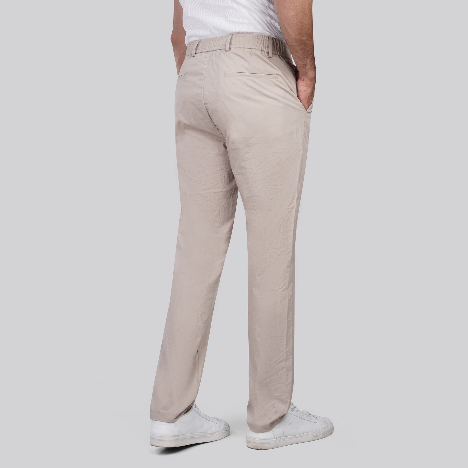 Shop Men’s Elastic-Waist Pants biege for Summer 2026 in Egypt by dockland - تسوق بنطلون رجالي كاجوال بيج بخصر مطاطي لصيف 2026 من دوكلاند للملابس الرجالية في مصر