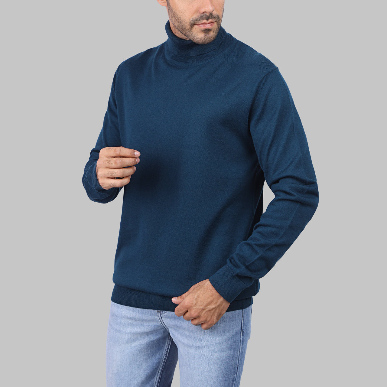 BASIC WOOL HIGH-NECK SWEATER - BLACK